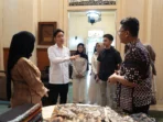 Kunjungi Kampung Batik Kauman Surakarta, Wapres Dukung Pemberdayaan Ekonomi Lokal Berbasis Budaya
