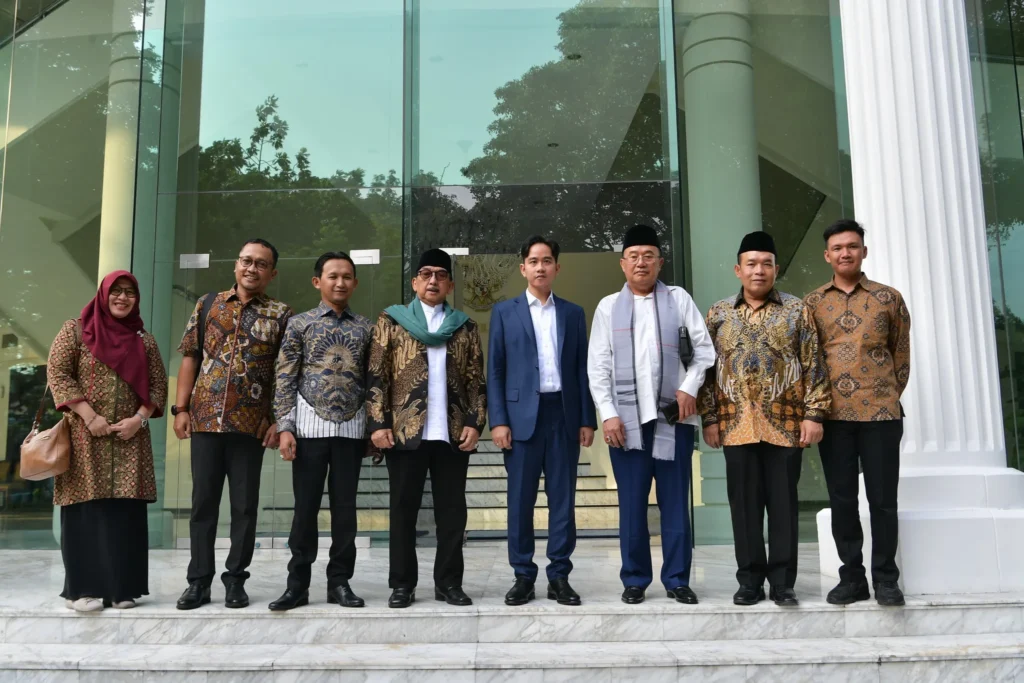 Dorong Kesejahteraan Pesantren, Wapres Tekankan Pentingnya Sinergi HEBITREN-Pemerintah Dorong Kesejahteraan Pesantren, Wapres Tekankan Pentingnya Sinergi HEBITREN-Pemerintah